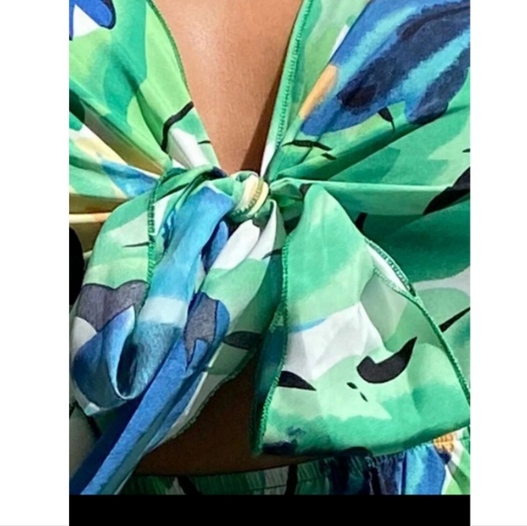 Floral Print Tie Front Dress - Picture 4 of 12